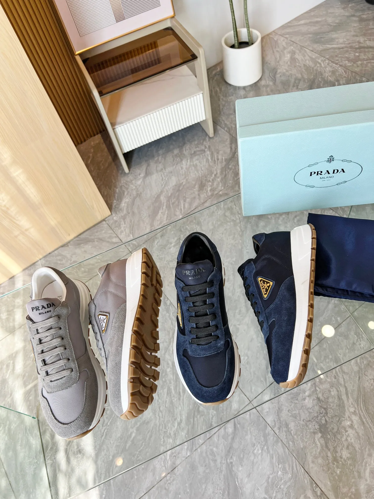 👟👟Ex-factory price 520👟👟 Prada "PRADA.." 2024 explosive model for couples has been shipped. , original version developed 1:1, fabric: waterproof cement nylon cloth, lining: sheepskin, foot weight: sheepskin, 35--46 yards, "34 and 41 yards can be customized without return"